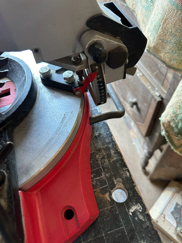 mitre saw in Power Tools in Regina - Image 2