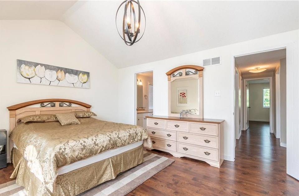 Spacious Family Home in Desirable Highland Area— Available Nov 1 5