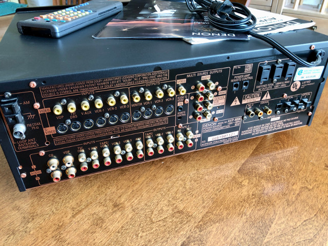 Denon AVP-8000 Pre-Amplifier/Tuner in Stereo Systems & Home Theatre in Oshawa / Durham Region - Image 3