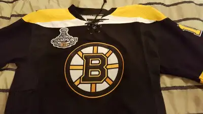 2011 Tyler Seguin cup jersey, View more