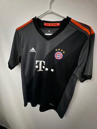 Soccer jersey-  Thomas Muller FC Bayern 