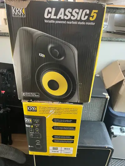 I recently moved and don’t need to set these up. Very little use, and comes with boxes. Good deal fo...