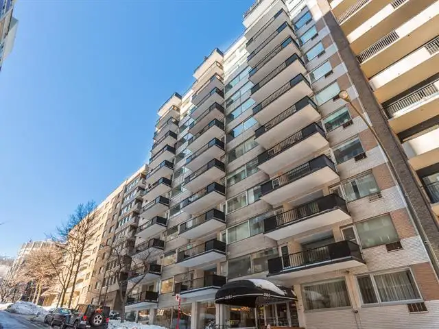 Superbe, spacieux appartement de 3 cac et 2 sdb au centre-ville