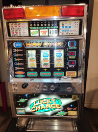 Pachislo slot machine 