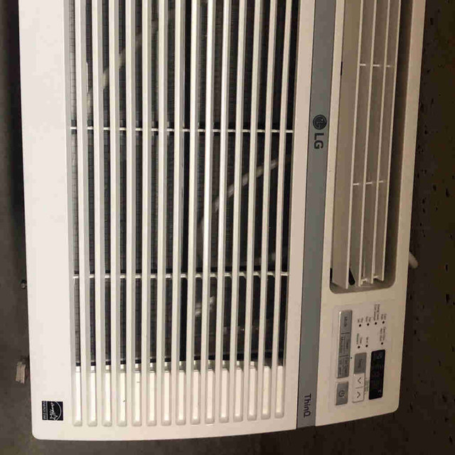 Window Air Conditioner Unit LG 10,000 BTU Wi-Fi in Heaters, Humidifiers & Dehumidifiers in City of Halifax