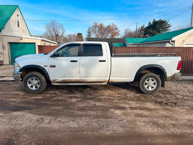 OPEN TO SERIOUS OFFERS OR TRADE 2011 Dodge Ram 2500  longbox 4x4 in Cars & Trucks in Edmonton - Image 4