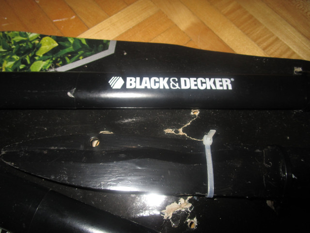 2 séquateurs BLACK & DECKER pour 20 $ à qui la chance  !! dans Outils à main  à Laval/Rive Nord - Image 3