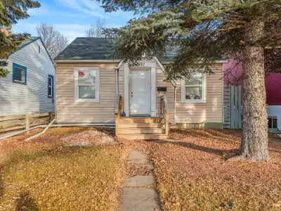 Charming 2-Bedroom Home on a Beautiful Tree-Lined Street. Nestled on a 33’ x 125’ lot in the heart o...