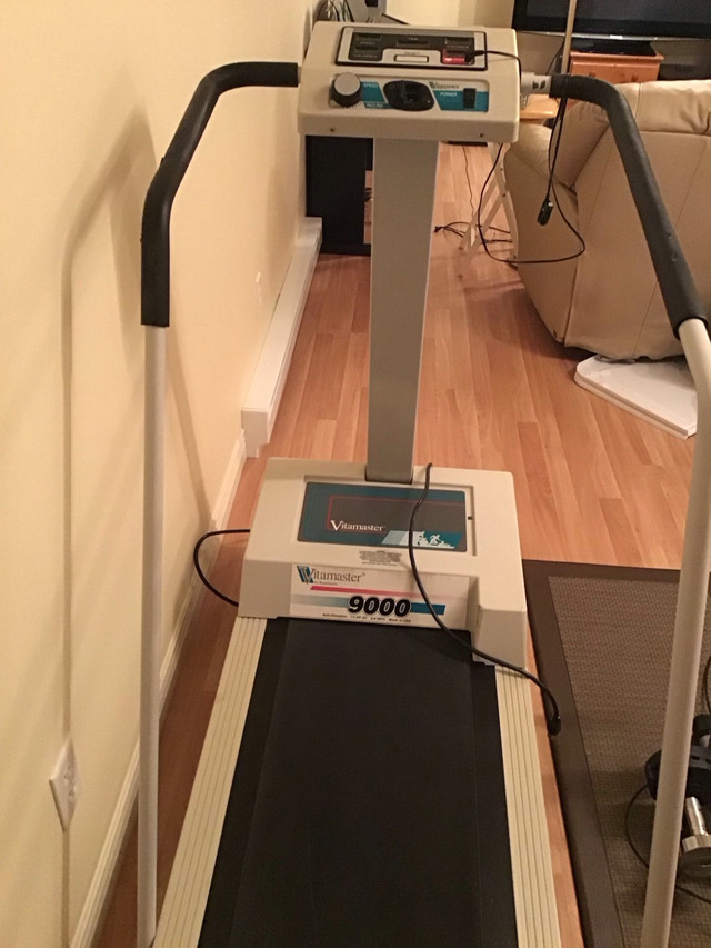Vita Master 9000 Treadmill in Exercise Equipment in Moncton - Image 4