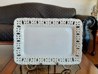 I. Godinger & Co. Glossy White/Ivory Color Tray 12" x 8"