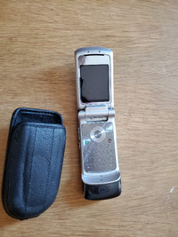 Motorola RAZR flip phone