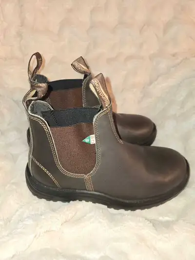 Blundstone safety shoes NEW, View more