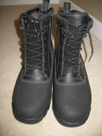 ***BRAND NEW***MENS WINTER BOOTS WITH ICE GRIP LATCH