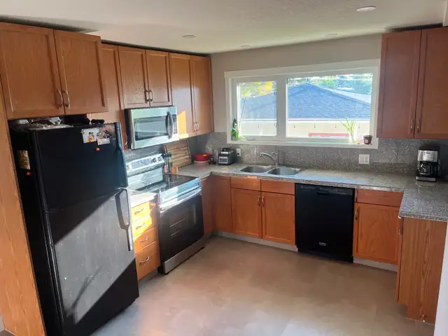 Main  Floor Rental
