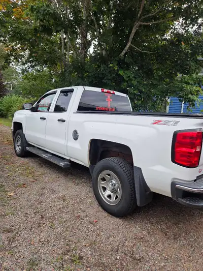 Very clean, just detailed yesterday. Well taken care of. Fresh MVI New winter tires, 2 inch lift. Du...