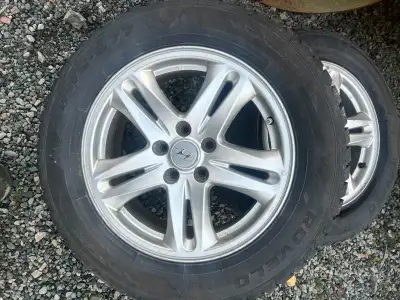 Studded winter tires Bought but do not fit my rig Came off of a Hyundai Great shape 235 60 R17 Conta...