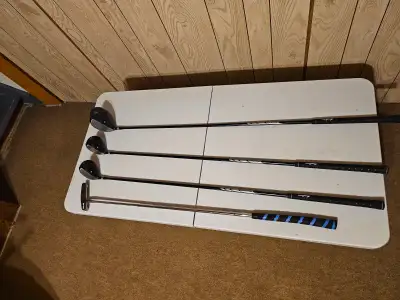 Set of Tommy Armour III Golf Clubs, View more