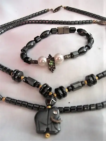 Gorgeous Black Magnetite Magnetic Jewelry in Jewellery & Watches in Oshawa / Durham Region - Image 3