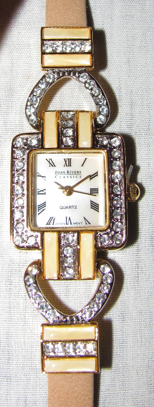 Joan Rivers Fashion Watch 6 Lot Mixed Need Batteries Org Box in Arts & Collectibles in Saint John - Image 3