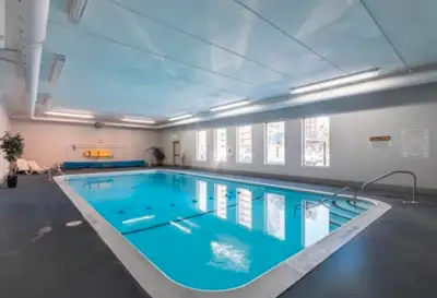 1 Bedroom Condo