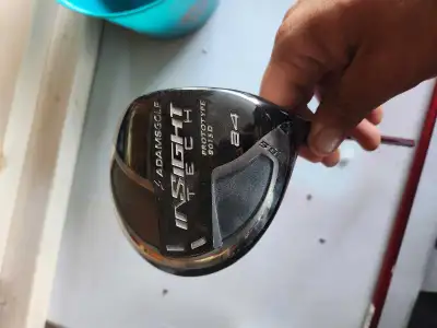 Adam's golf driver for sale its broken on the shaft but the head and the grip are in great shape use...