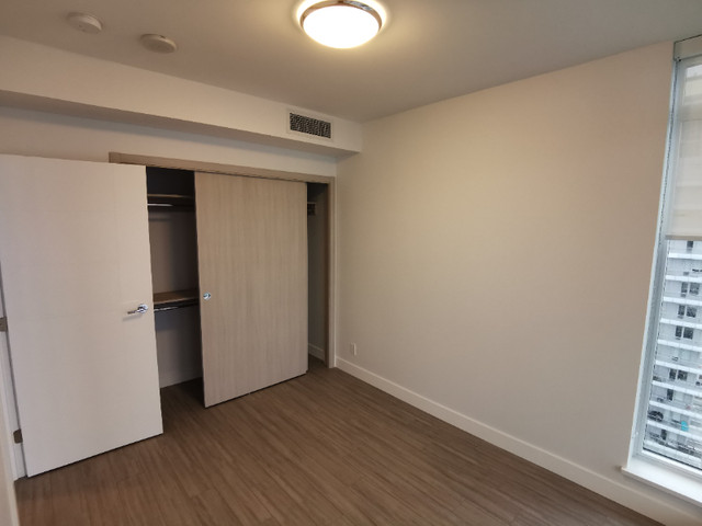 2B2B Apartment for rent next to Metrotown Skytrain in Long Term Rentals in Burnaby/New Westminster - Image 4
