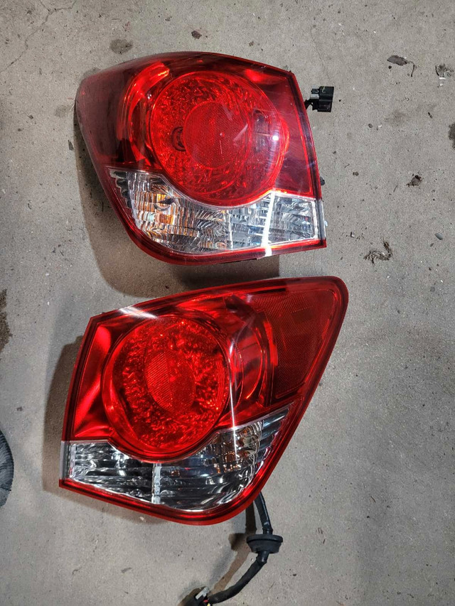 Chevrolet Cruze Taillights in Auto Body Parts in Winnipeg - Image 2