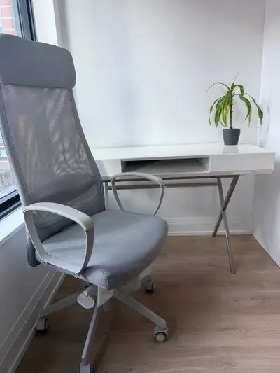Get a great deal on gently used office furniture! For sale is a like-new Markus office chair from IK...