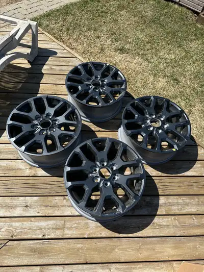 Toyota Tundra 20 inch factory rims. Came off a 2025 Tundra Platinum prior to delivery of the truck....