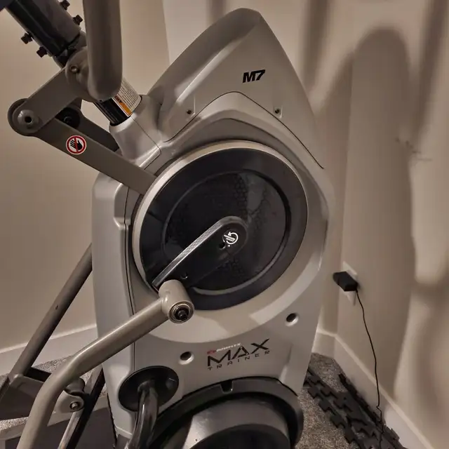 Bowflex Max Trainer M7 - OBO in Exercise Equipment in Edmonton - Image 3