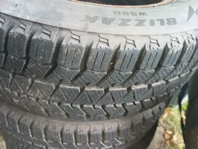 Blizzaks on steal rims only used 1 season.