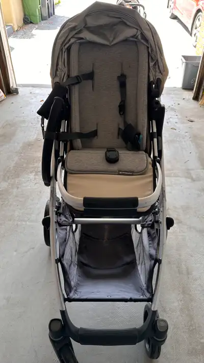 Uppababy vista v1 stroller system, View more