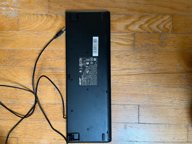 Acer Desktop Computer in Desktop Computers in City of Toronto - Image 6