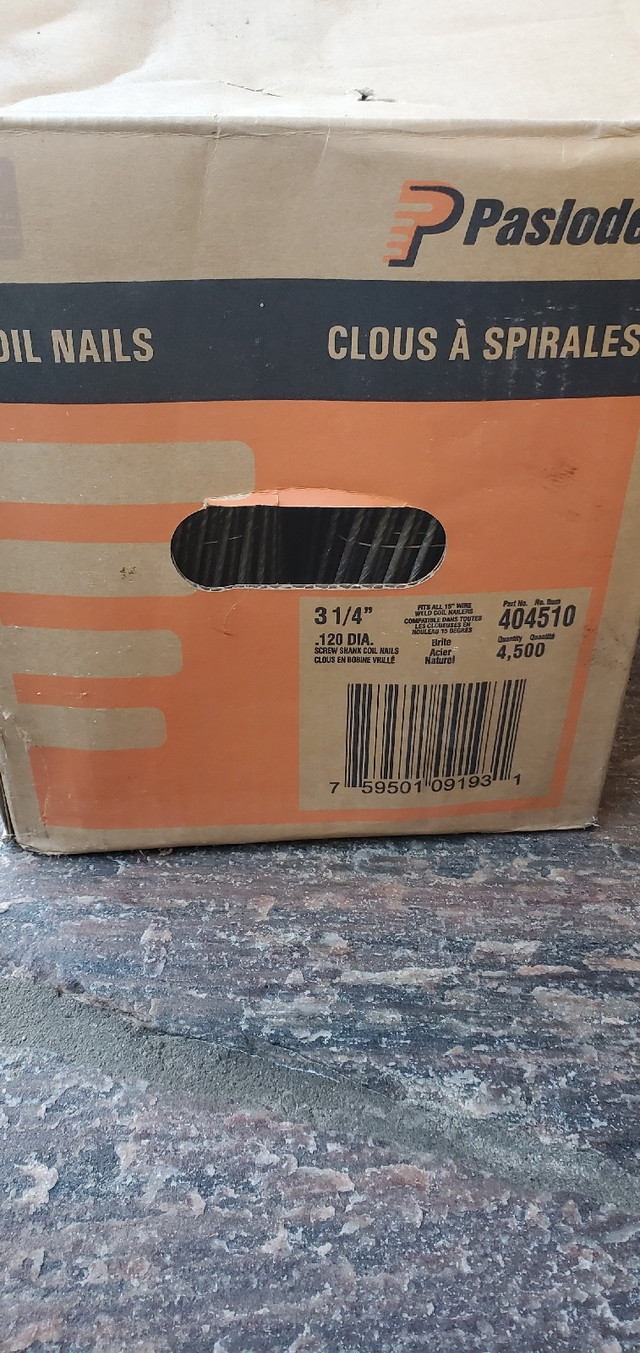 Paslode partial box of 3000 x 3 1/4 inch gun nails in Hardware, Nails & Screws in Mississauga / Peel Region - Image 2