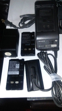 Sony AC-V15, AC-30 Battery Chargers & Battery Pack NP-55