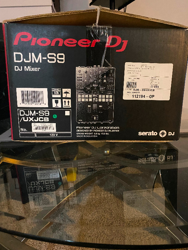 Pioneer DJM -S9 dj mixer in Performance & DJ Equipment in Saskatoon - Image 4