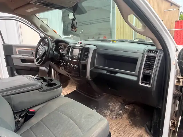 2017 Dodge 5500 ST 4x4 Dump Truck62930787280131121