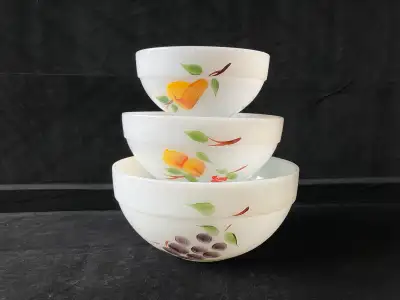Set of 3 Vintage Anchor Hocking Fire King Fruit Gay Fad Bowls, View more