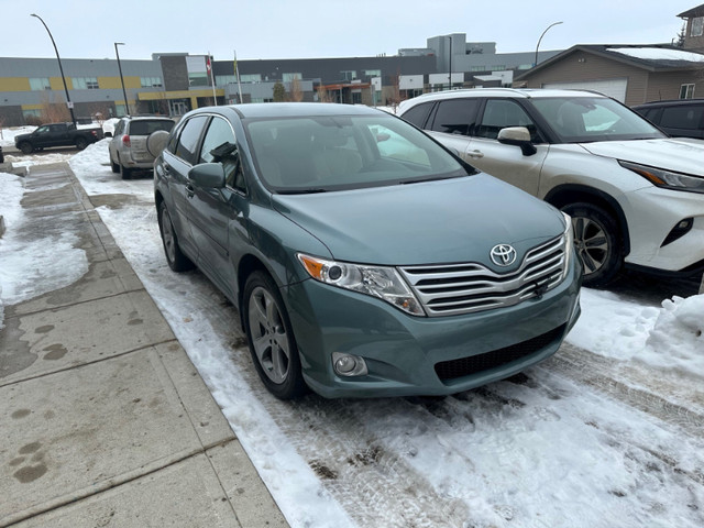 2009 Toyota Venza is a good small family CAR/SUV with Powerful V in Cars & Trucks in Saskatoon - Image 3