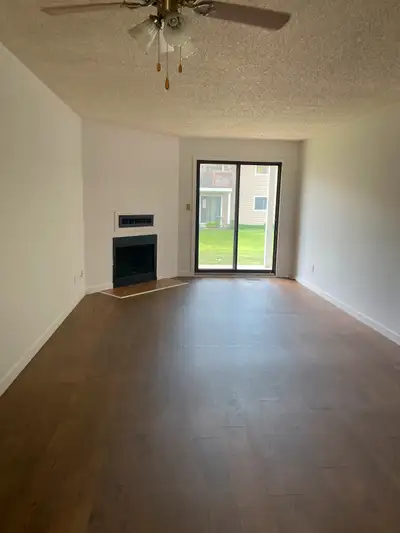 2 bedroom condo for rent in Regina, with brand new appliances