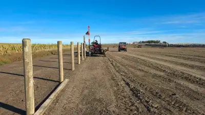 Custom Farm Fencing, Livestock Fencing, Acreage Fencing, Oil field fencing Oue team of skilled and e...