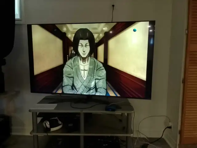 LG tv 65 in TVs in Gatineau - Image 3