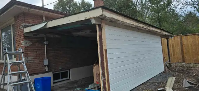 Eavestrough/soffit/fascia/siding/capping62863718608899123