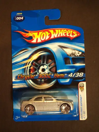 HOT WHEELS CHRYSLER 300C HEMI #4, View more