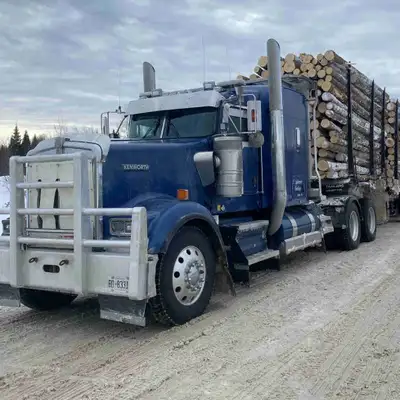 *Caterpillar C15 6NZ Platinum done August 2023, still has 14 months warranty - done at 1,260,662 kms...