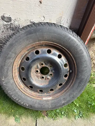 These were my winter tires on my Chrysler 200 that I recently sold ! I use them for about four winte...