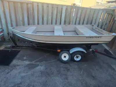 I am selling a used Starcraft 12 ft aluminum boat, perfect for fishing or recreational use on the la...
