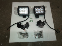 set de 2 x spots 4'' LED claire a 12V-DC , pour tout véhicules,