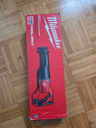 milwaukee M18 sawzall , View more