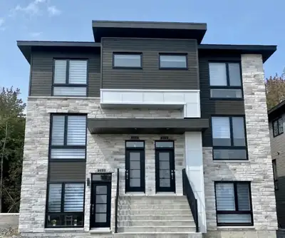 Luxueux Condo 5 1/2 Dans Un Triplex 2024